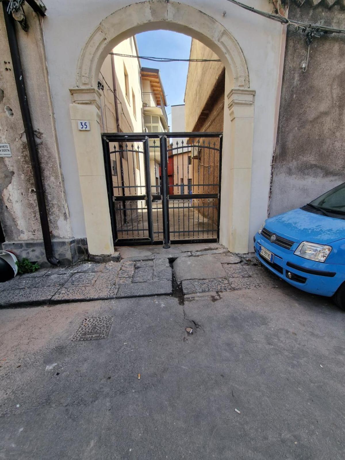 House In The Castle Via Gramignani N 35 Catania Villa Eksteriør bilde